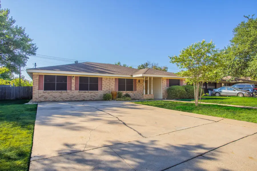5406 Hawthorne Drive, Waco, TX 76710 - #3