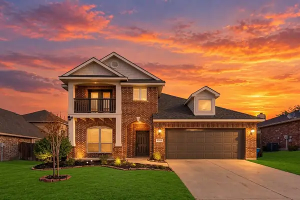 9300 Wellington Drive, Little Elm, TX 75068