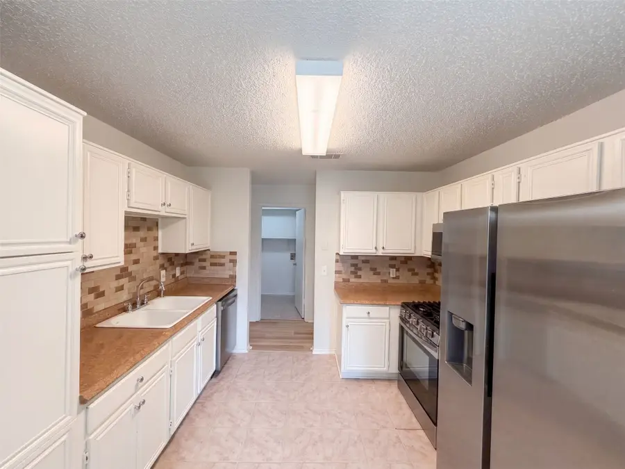 713 Buddy L Drive, Fort Worth, TX 76108 - #2