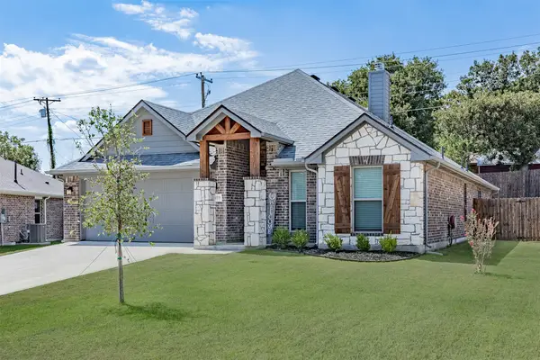 3919 Rose Hill Court, Denison, TX 75020