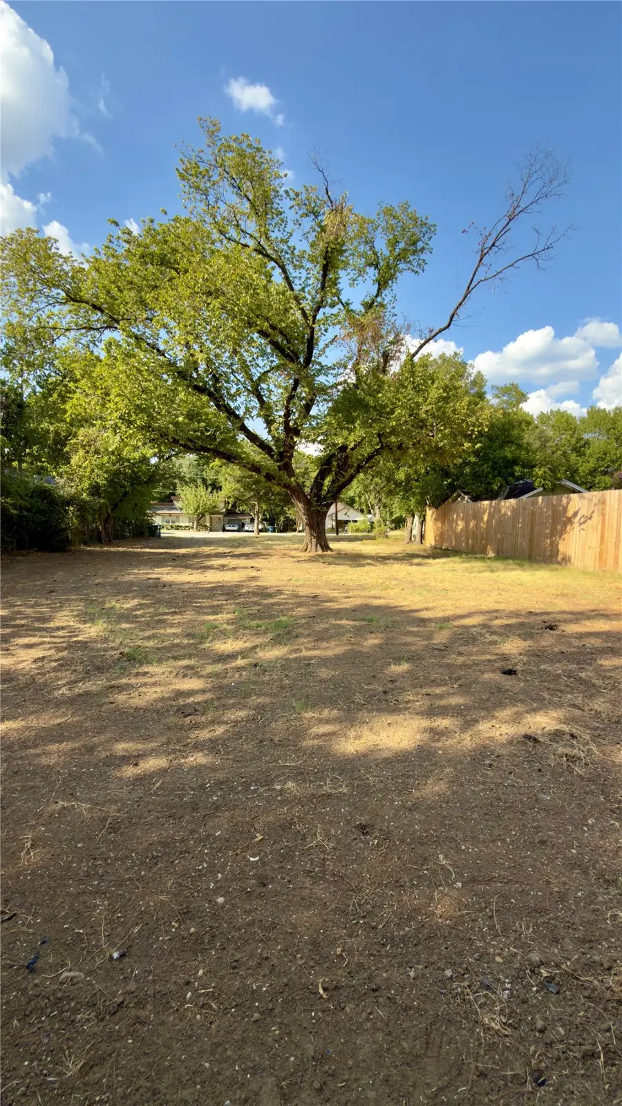132 W College Street, Lewisville, TX 75057 - #2
