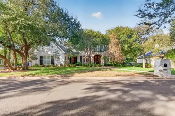 141 Shady Trail, McGregor, TX 76657