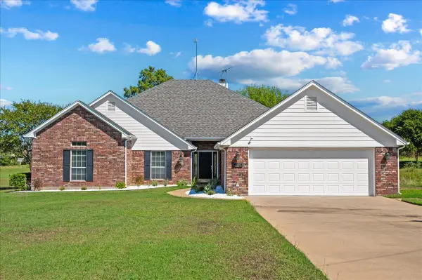 27207 Meadowmore Drive, Whitney, TX 76692