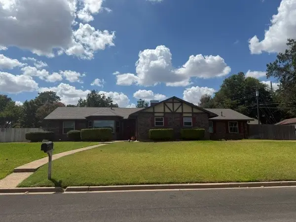 600 Mountain Lake Drive, Woodway, TX 76712