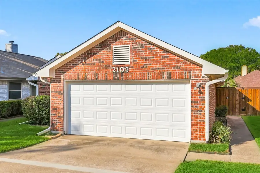 2109 Glen Heights Drive, Garland, TX 75044 - #2