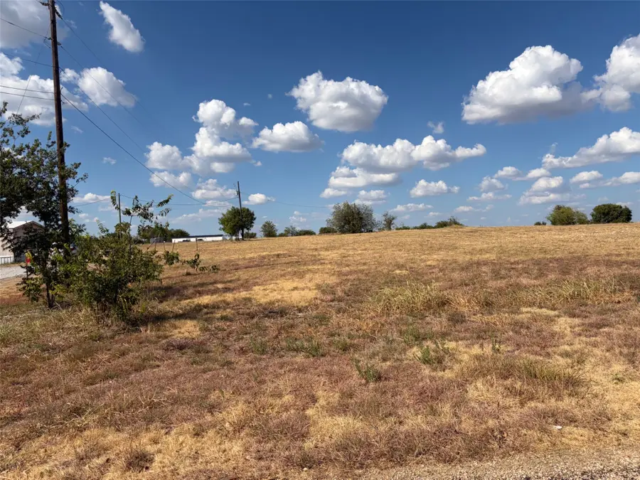 4708 Blackburn Avenue, Joshua, TX 76058 - #2