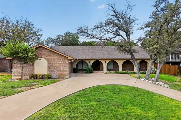 7624 Lake Highlands Drive, Fort Worth, TX 76179