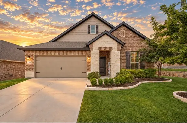 1504 Shindig Court, Weatherford, TX 76087