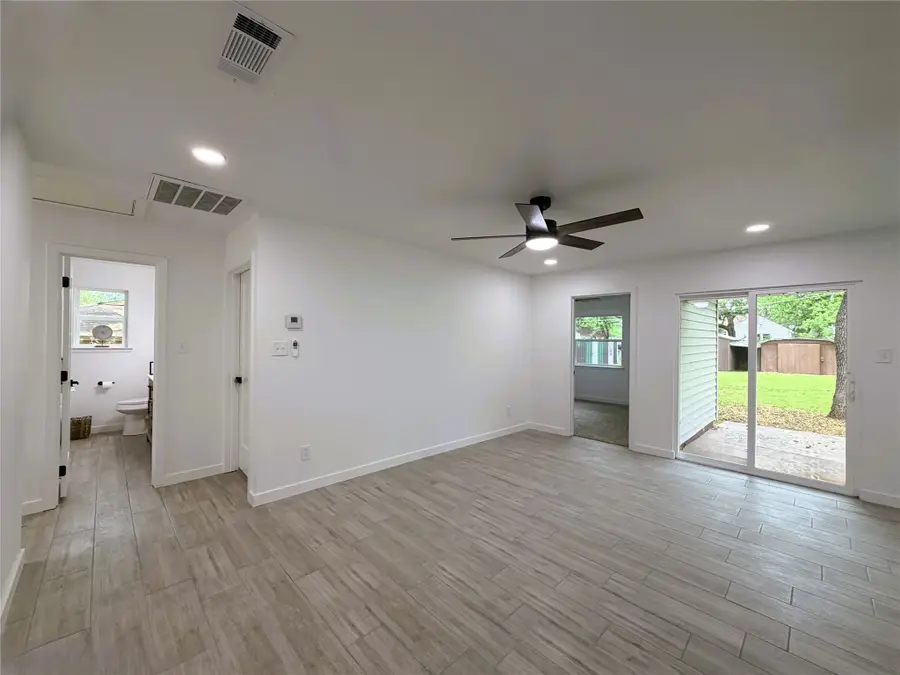 2933 Hunting Drive, Fort Worth, TX 76119 - #3