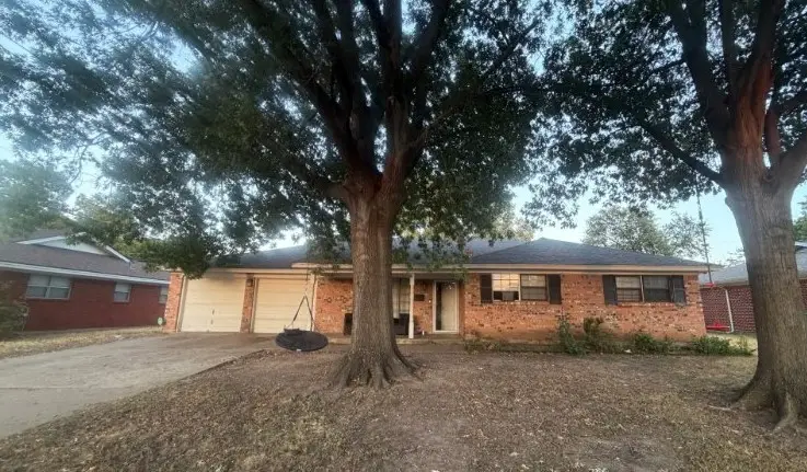 7813 Chantilly Lane, Fort Worth, TX 76134 - #1