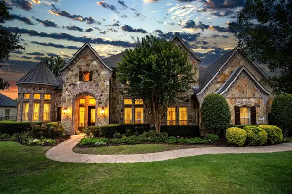 2301 Bella Lago Drive, Flower Mound, TX 75022