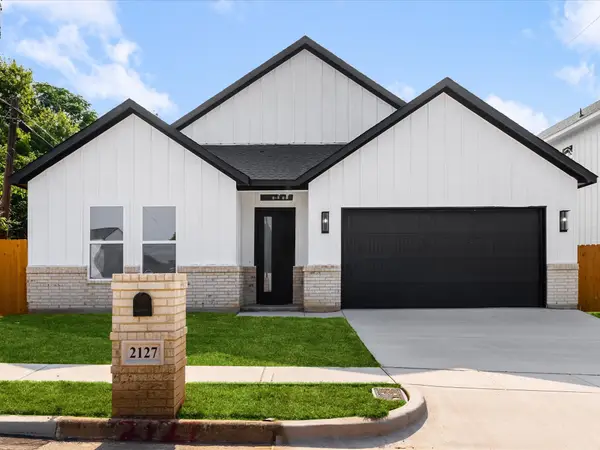 2127 Amanda Avenue, Fort Worth, TX 76105