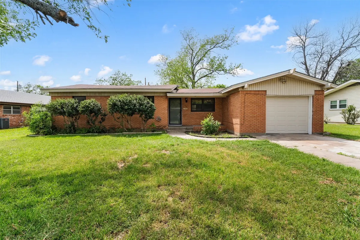 308 Catalina, Woodway, TX 76712 - #1