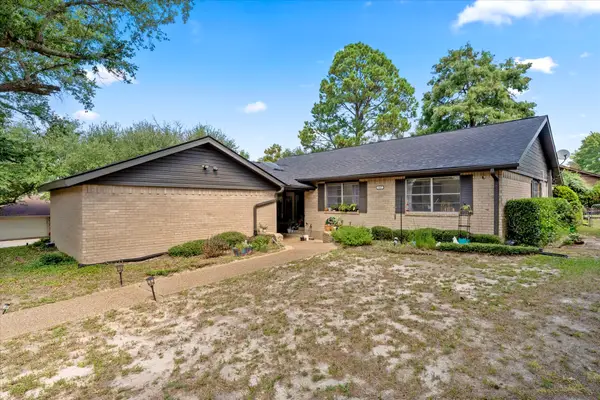 107 Karen Court, Athens, TX 75751