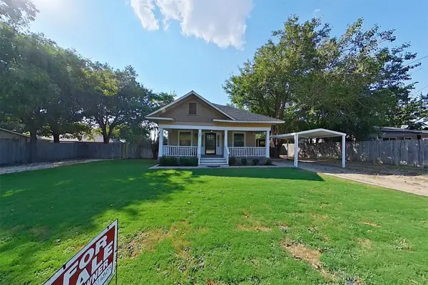 108 S 2nd Street, Godley, TX 76044