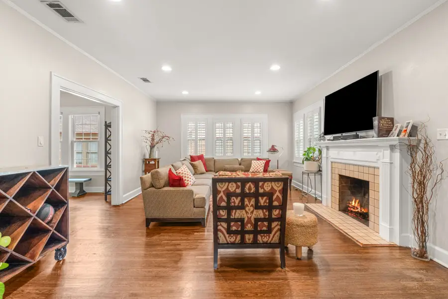 2736 Willing Avenue, Fort Worth, TX 76110 - #3