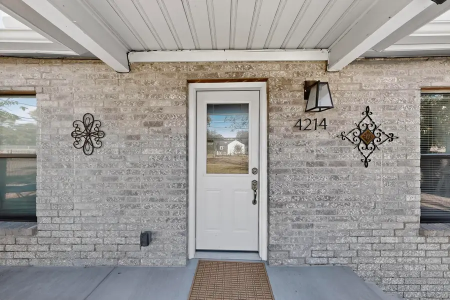 4214 Falls Drive, Dallas, TX 75211 - #2