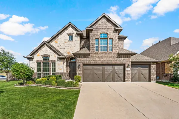 6068 Wessex Street, North Richland Hills, TX 76180