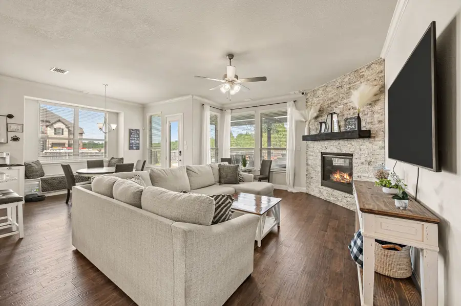 6068 Wessex Street, North Richland Hills, TX 76180 - #2