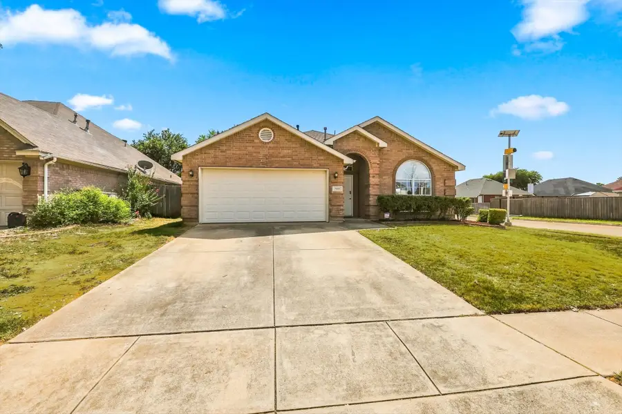 8900 San Joaquin Trail, Fort Worth, TX 76118 - #3