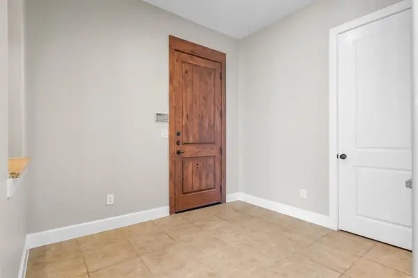 555 Via Amalfi #312, Irving, TX 75039