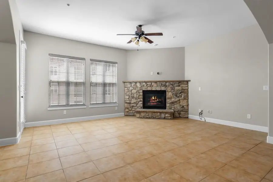 555 Via Amalfi #312, Irving, TX 75039 - #3
