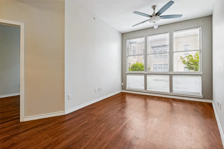 201 W Lancaster Avenue #212, Fort Worth, TX 76102 - #3