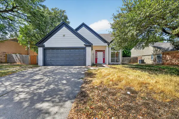 7516 Meadow Creek Drive, Fort Worth, TX 76123