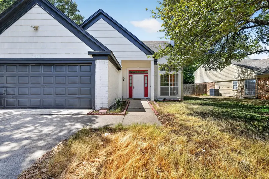 7516 Meadow Creek Drive, Fort Worth, TX 76123 - #2