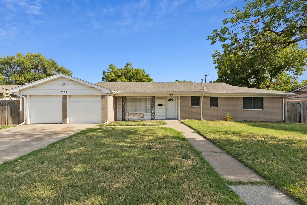 7009 Corona Drive, North Richland Hills, TX 76180 - #1