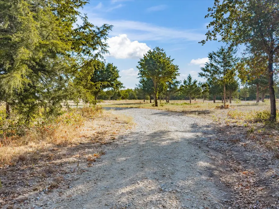 7832 Us Highway 287, Bowie, TX 76230 - #2