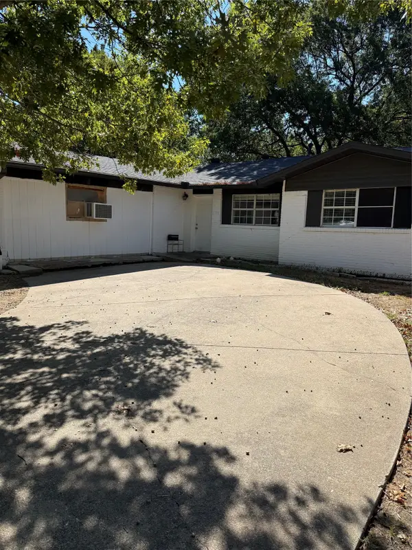 2718 Cartwright Street, Irving, TX 75062