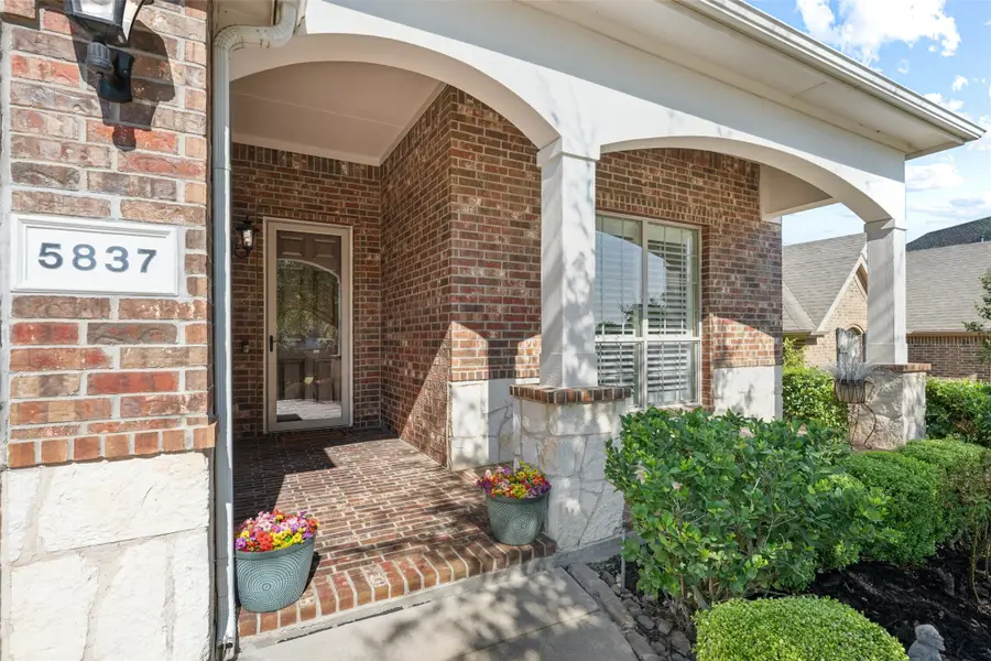 5837 Tuleys Creek Drive, Fort Worth, TX 76137 - #3