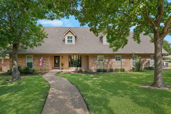 10026 Forest View Drive, Woodway, TX 76712