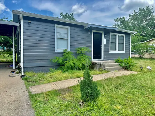 137 Lynn Drive, Azle, TX 76020