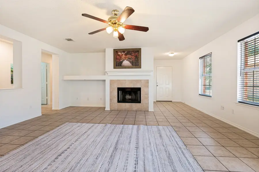 536 Nance Drive, Cedar Hill, TX 75104 - #2