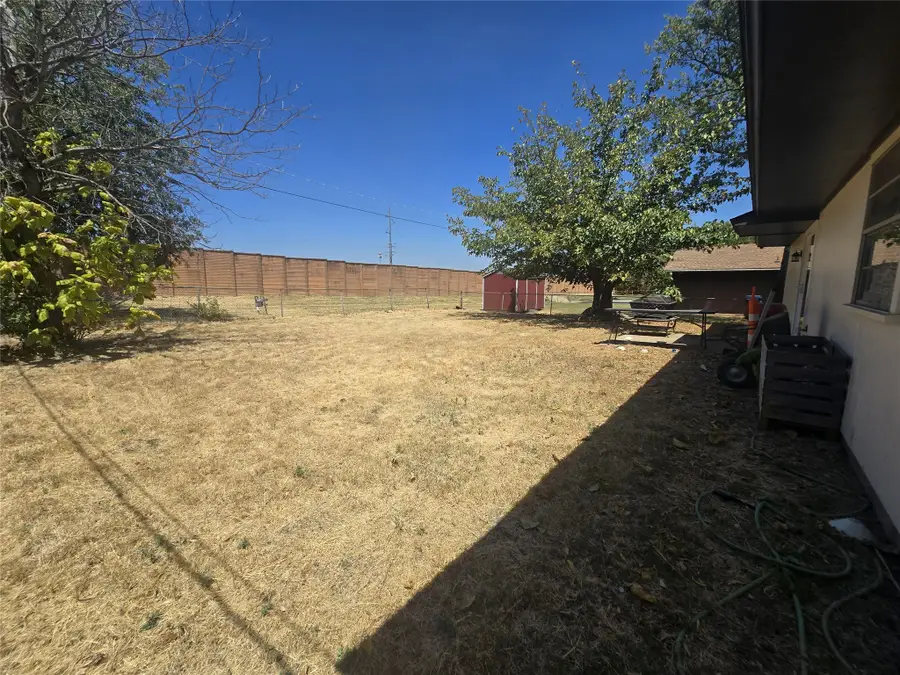 605 Neptune Drive, Denton, TX 76209 - #2