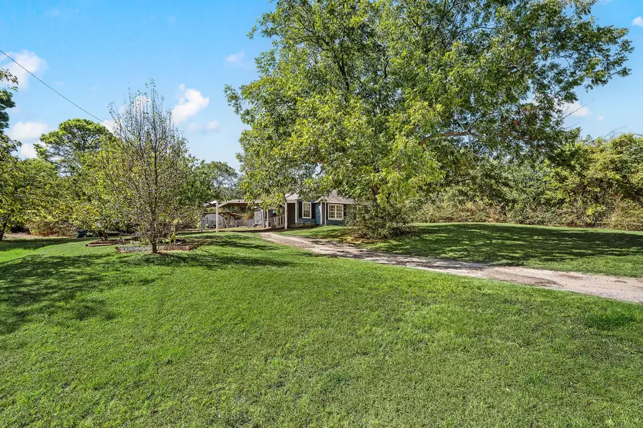 309 E 1st Street, Keene, TX 76059 - #3