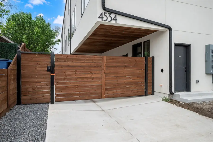 4534 Lake Avenue #103, Dallas, TX 75219 - #3
