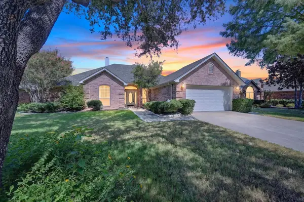 1501 New Haven Drive, Mansfield, TX 76063