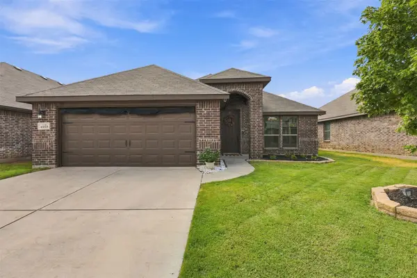 4153 Mountain Meadow Road, Fort Worth, TX 76036