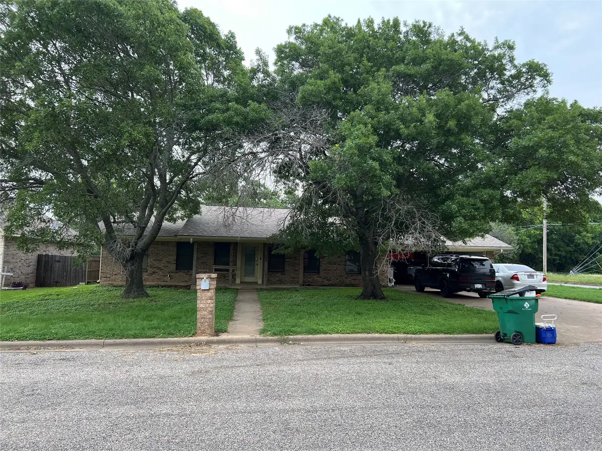 501 Spring Meadow Street, Stephenville, TX 76401 - #1