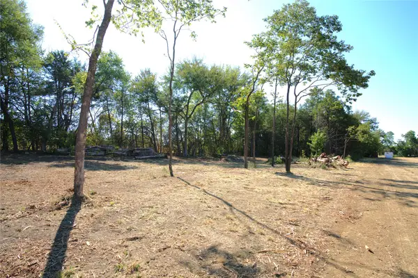 55 County Road 42351, Paris, TX 75462