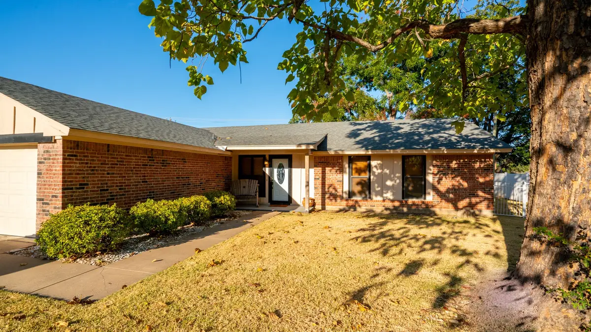 5325 Mission Circle, Decordova, TX 76049 - #1