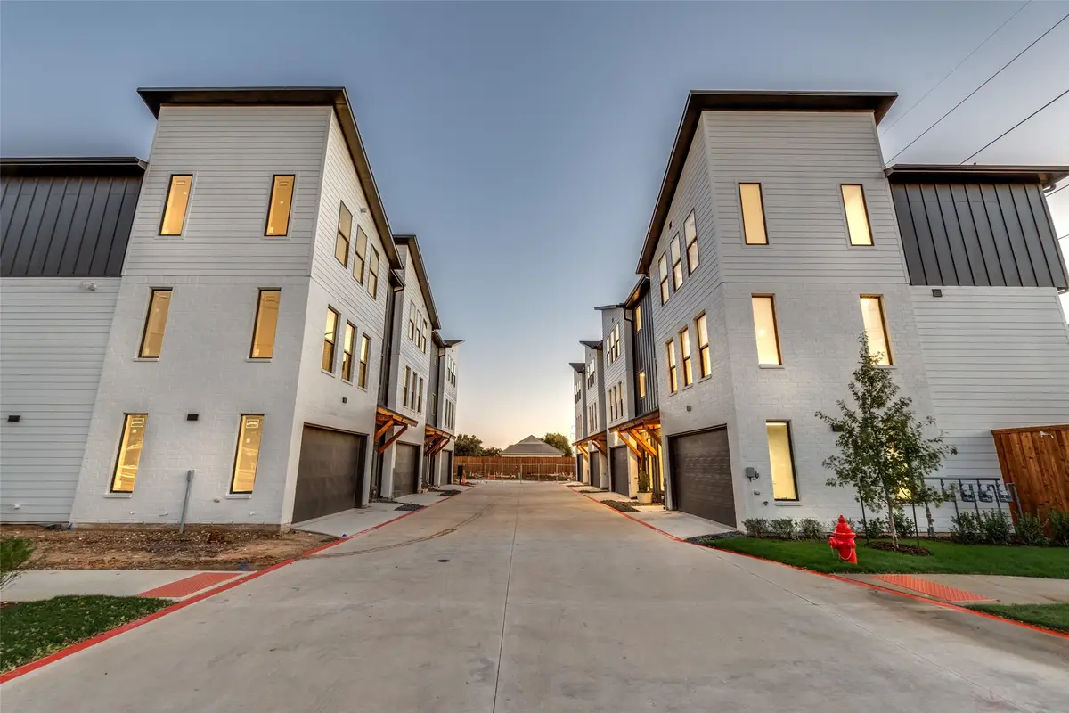 3940 Spring Valley Road #6, Farmers Branch, TX 75001 - #1