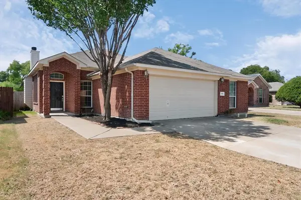 508 Ammonite Court, Arlington, TX 76002
