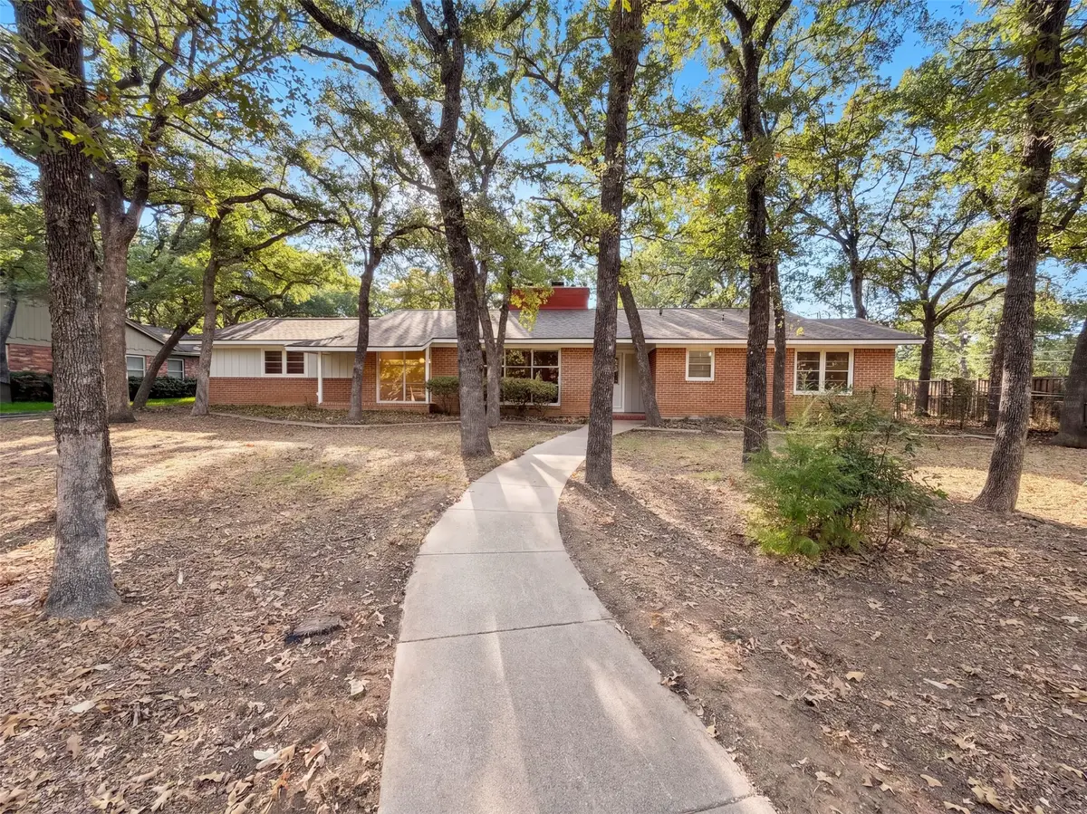 1725 Danciger Drive, Fort Worth, TX 76112 - #1