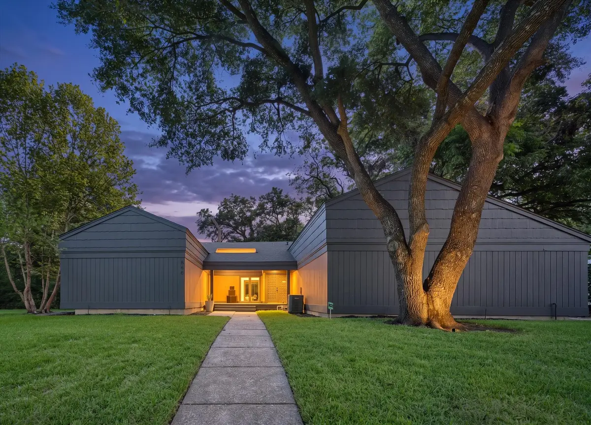 656 The Meadows Parkway, Desoto, TX 75115 - #1