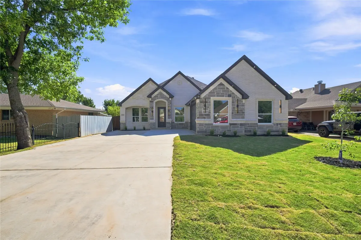 1606 Avenue C, Grand Prairie, TX 75051 - #1