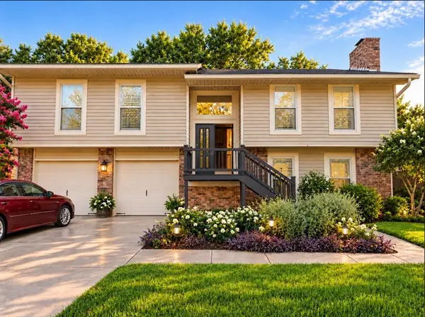 3233 Princess Street, Bedford, TX 76021